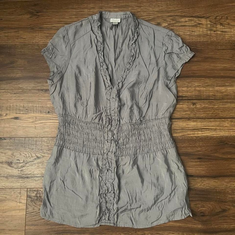 Dynamite Y2K Short Sleeve Grey Ruffle Blouse Streetwear Ruffle Preppy 2000s M